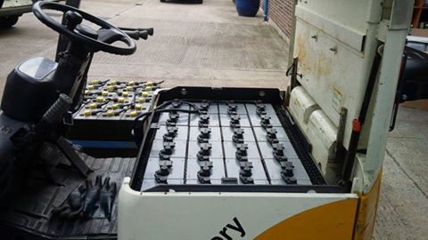 Forklift Battery Chargers Servicing Maintenance Pb Battery Solutions Uk P B Battery Solutions